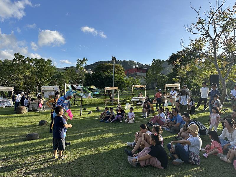 活動吸引許多人潮參與