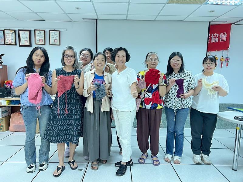 嘉義市婦女學苑114年度靜態成果展隆重登場，展現嘉義女力學習成果，邀請市民共賞精彩創作