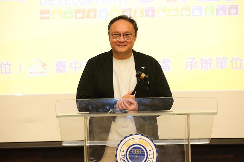 臺中市副市長鄭照新表示，青年是未來的領航者，期許學員們打開視野、培養國際格局與溝通力，成為城市的外交大使。