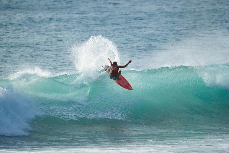 「臺灣國際衝浪公開賽」QS6000澳洲選手包辦男女雙冠（照片由台東縣政府提供）
