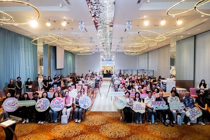 臺東國際身障日表揚10位模範者 縣府推動友善無障礙共融城市