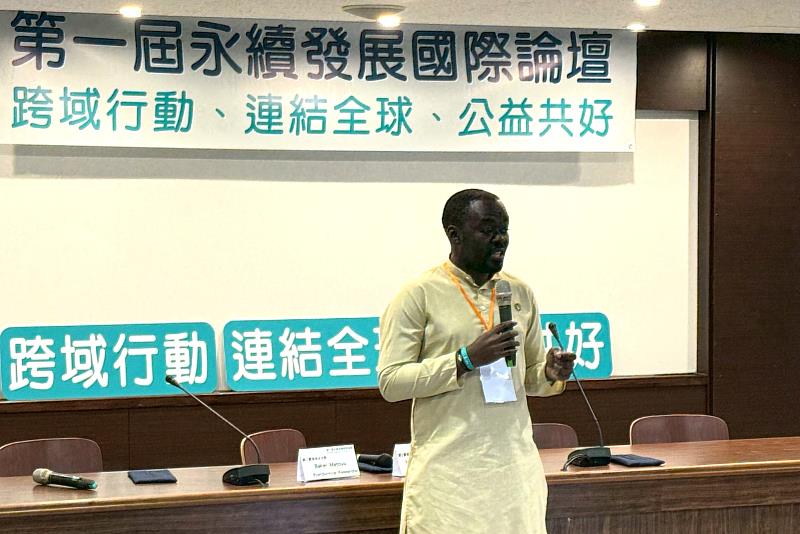 海洋大學博士後研究員Baker Matovu發表論文