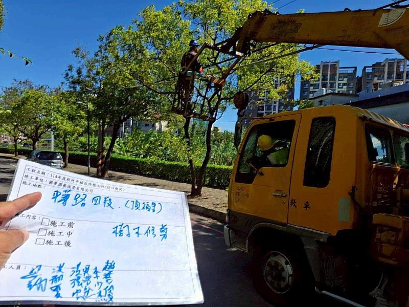 新竹市消防局因應鳳凰颱風開設強化三級災害應變中心，各項防災準備作業。