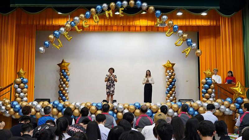 校長吳菊特別重視境外生的安全及法規宣導