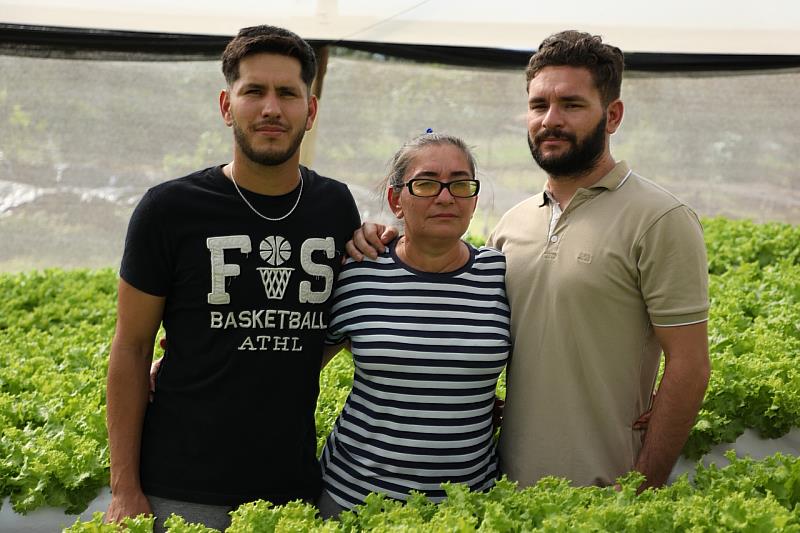 本計畫受益對象限具稅籍登記之微小型企業，以引導其逐步正規化、提升整體營運透明度與金融可得性，以呼應婦女經濟賦權、促進微小中型企業發展、與取得金融服務管道等聯合國永續發展目標（SDGs）揭櫫之標的