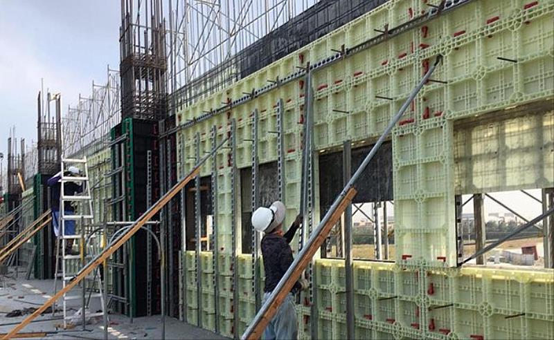 系統模板在工地使用實績案例（照片/漢源實業提供）