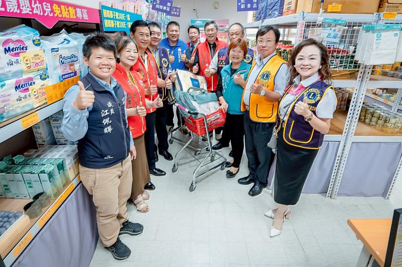 國際獅子會300E-1區捐助嘉義縣物資，關懷弱勢