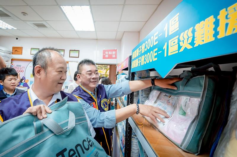 國際獅子會300E-1區捐助嘉義縣物資，關懷弱勢
