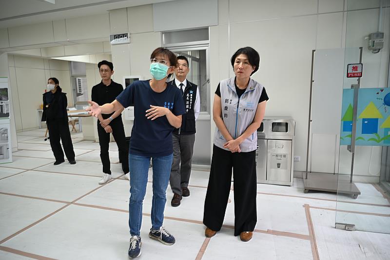 視察全新臺東市衛生所看診環境 饒慶鈴宣布基層醫護「加薪升等」