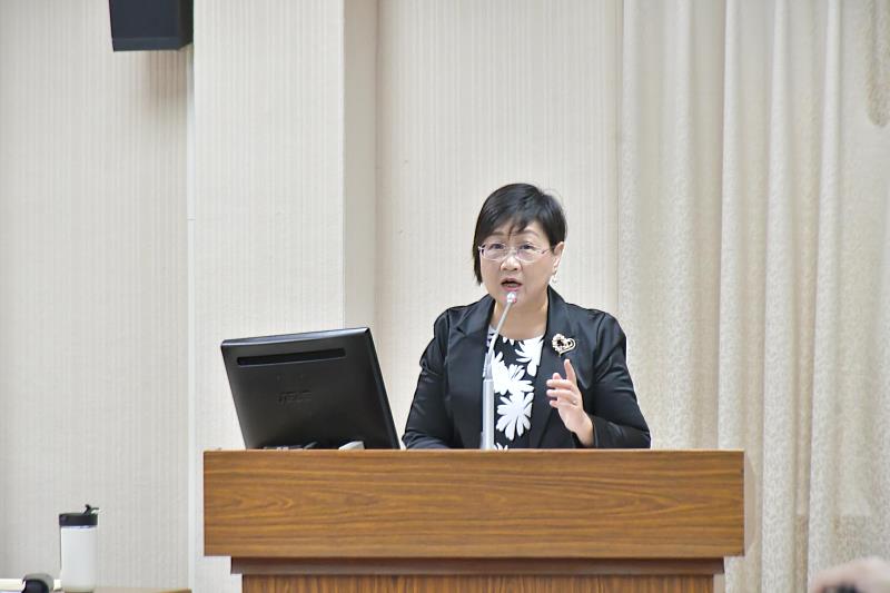 僑務委員會委員長徐佳青赴立法院業務報告並備質詢