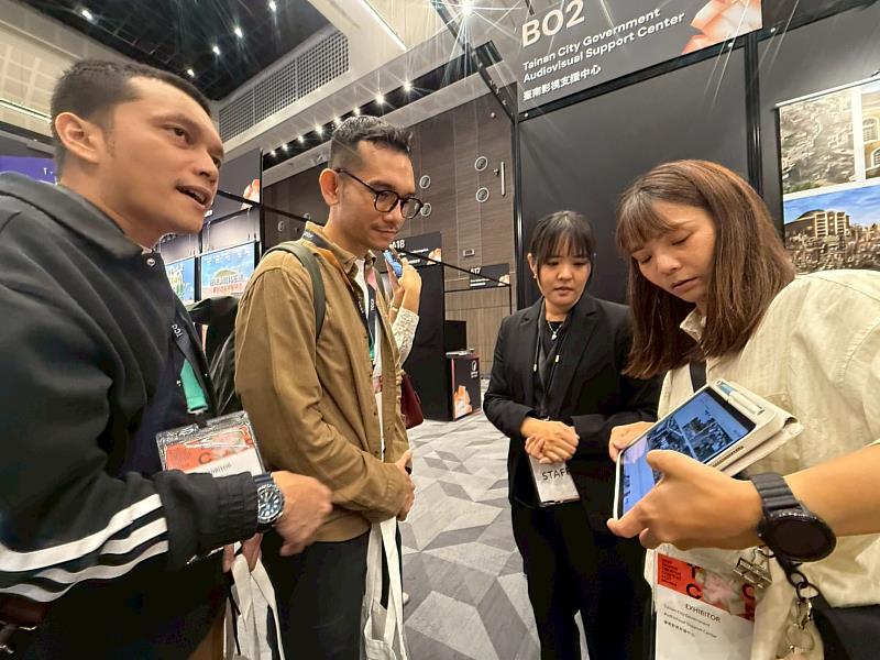 臺南市政府文化局藉由TCCF展示影視支援中心及岸內影視基地，吸引全球影視專業團隊合作拍攝及資源共享。