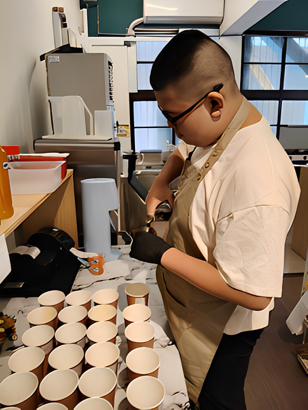 跨領域圓夢之路 中信科大學子立志以餐車走遍全臺