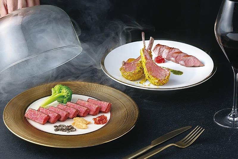 全新套餐煙燻澳洲和牛盛宴,新添煙燻和牛、香煎羊排佐薄荷醬奢華主餐選擇。