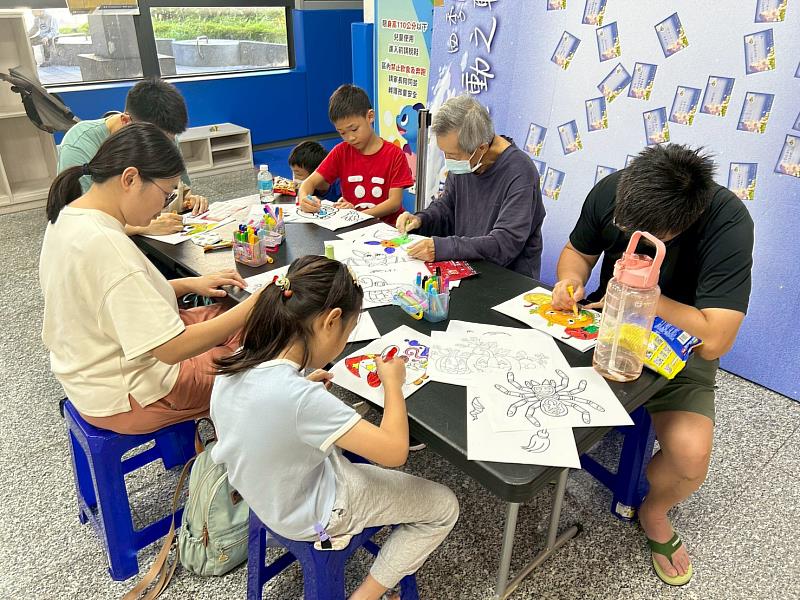 萬聖派對熱鬧登場 八德運動中心打造沉浸式南瓜鎮冒險