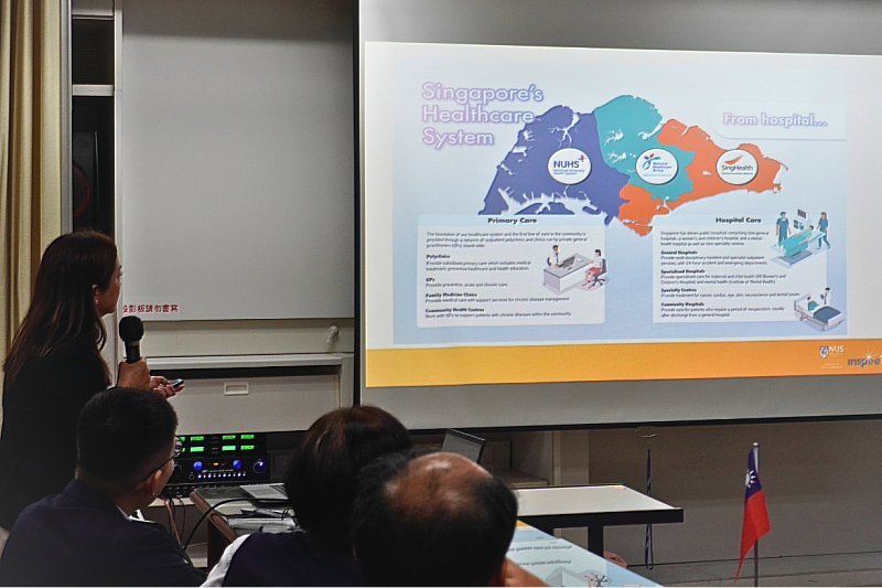 A representative from the NUS introduces the ALCNS and Singapore’s healthcare system.