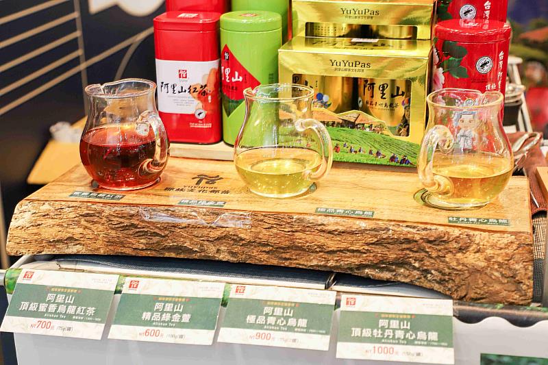 2025國際茶咖展登場，翁章梁親自推廣嘉義「雙金」魅力