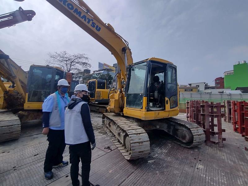 透過法規說明會宣導自主管理標章效益