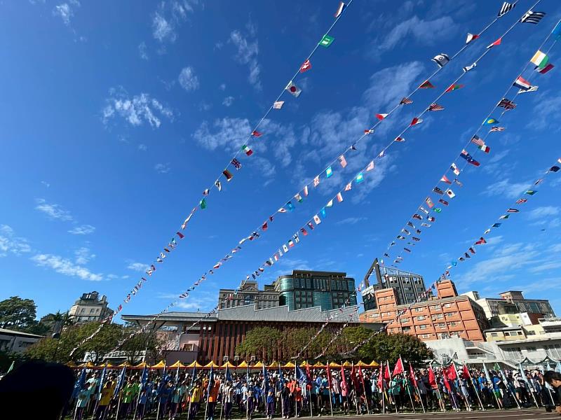 新竹市三民國小70週年校慶運動大會，張治祥秘書長出席同慶。