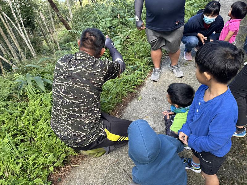 透過實地走訪與指認，族人們更深入理解獵場環境與生態分布