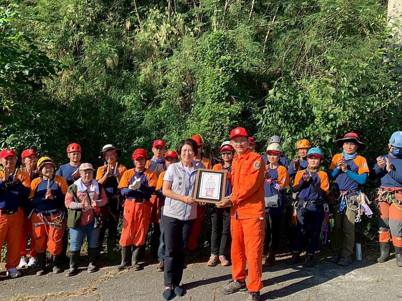 臺東首度淨山行動 饒慶鈴：守護山林人人有責