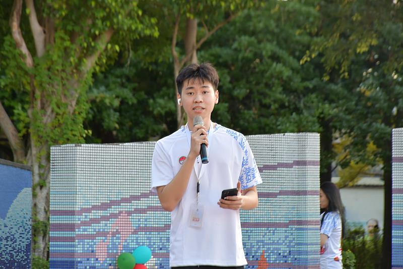 臺灣印尼僑生聯誼會會長劉威騰致詞。