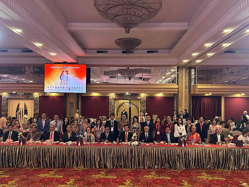 與會貴賓合影。