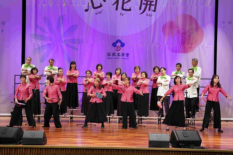 優等隊伍「新竹市新東聖母會」。