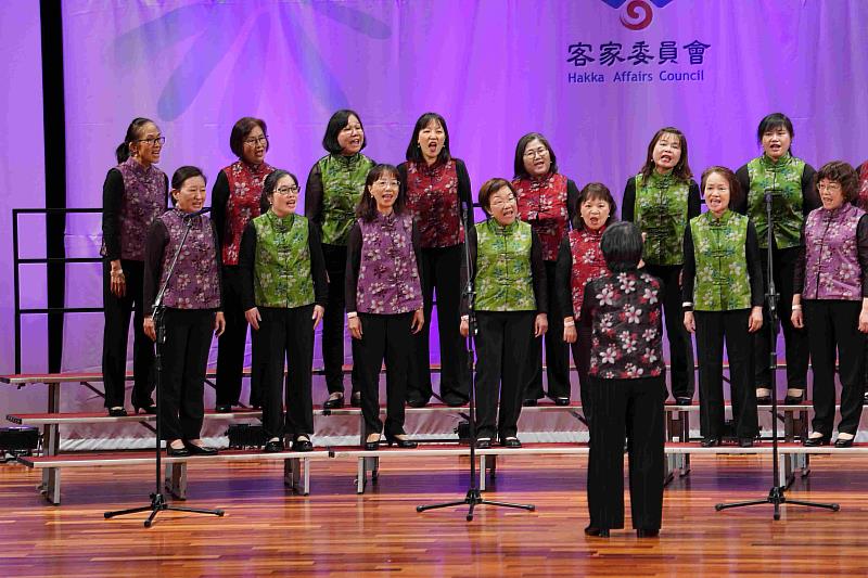 優等隊伍「桃園知音合唱團」。