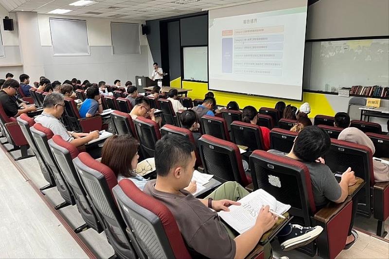 中華大學首度開辦「ESG初階管理師」證照班，免費課程助學生搶攻永續職場，打造綠領新世代！