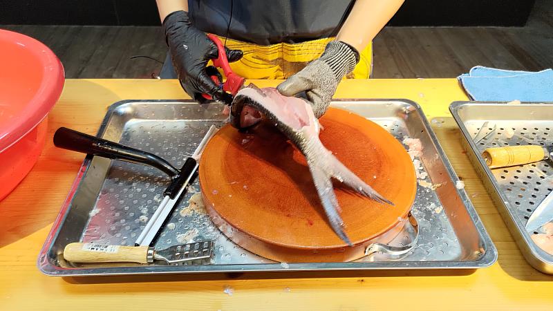 改建自閒置豬舍的「低調空間」，透過食魚教育讓吃魚的人知道美味的虱目魚魚皮、魚柳及魚嶺是在哪個部位。