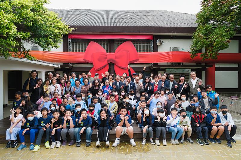 開幕式大合影。