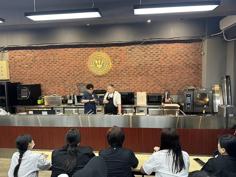 景文科大法國米其林星級大師加持2025米其林星級主廚國際料理研習