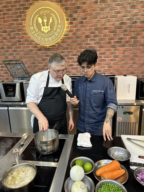 景文科大法國米其林星級大師加持2025米其林星級主廚國際料理研習