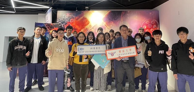 北科附工老師帶領學生參與影展，體驗開南大學USR的影像教育成果