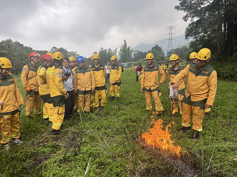 森林救火隊及滅火技術教育訓練（點火器使用及紅外線熱像儀）