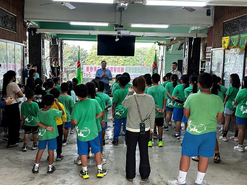 屏東縣救國團辦理「書香傳千里．悅讀零距離」偏鄉贈書活動