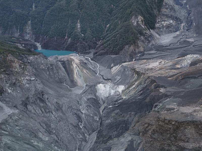 114年11月21日馬太鞍溪堰塞湖空拍。