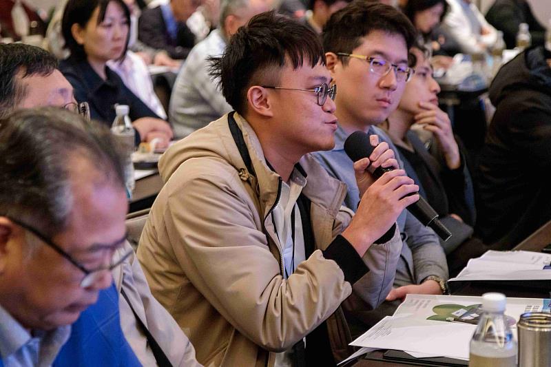 民雄航太說明會台北場，翁章梁力邀廠商進駐