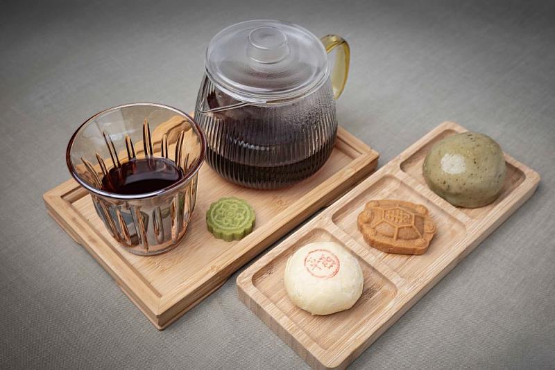 復古風華套餐｜百年老店李亭香糕點 + 好粿緣草仔粿 + 台灣茗茶/咖啡。