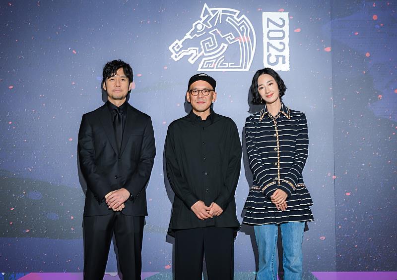 導演與兩位主演出席影展閉幕片(金馬執委會提供)