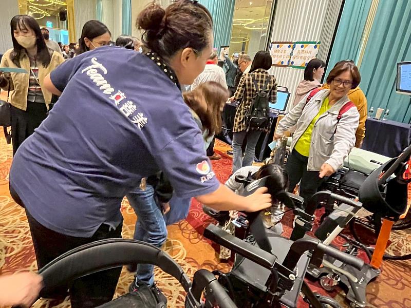 臺東縣推動長照3.0智慧科技輔具 打造科技助老新願景