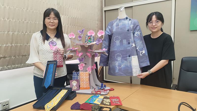 臺南的刺繡產業近來融入文創風格，並積極與在地學術機構進行產學合作，發揮物美價廉且饒富創意的特色。