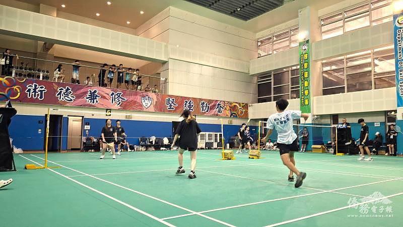 羽球比賽概況。