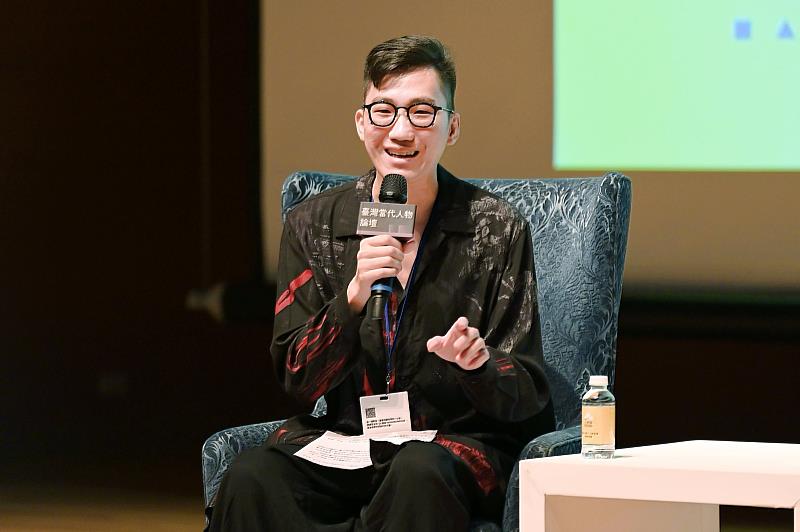 論壇聚焦永續使命,大亞集團跨足綠能、清心福全推動FSC紙杯改革,兩大臺南企業以不同路徑實踐永續,展現企業新典範。(資料來源:人物誌)