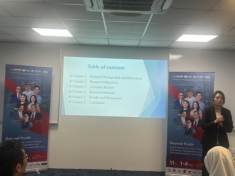 企研所二年級黃祖寧於國際研討會中發表論文。