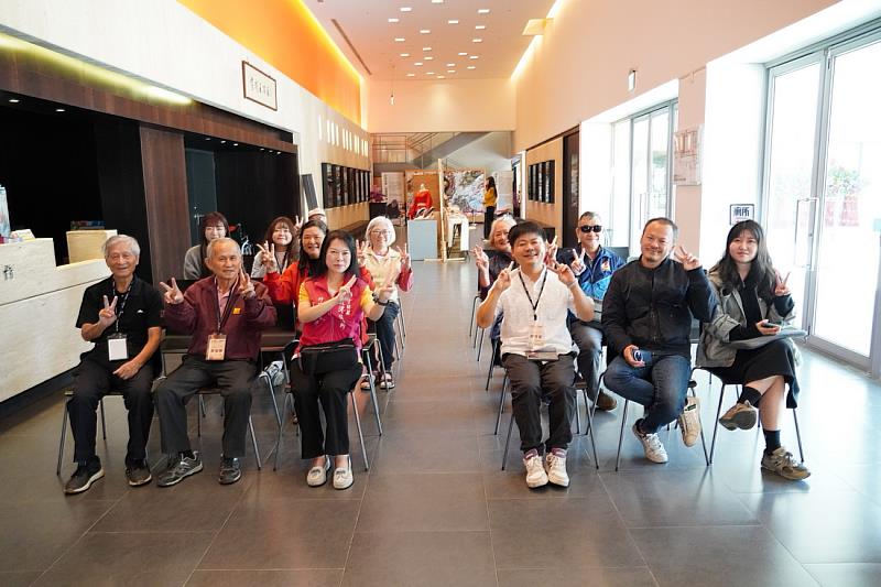 開幕式大合照。