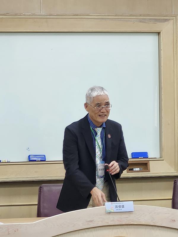 南華大學舉辦「114年度區域產學聯盟交流會」，高俊雄校長致詞。