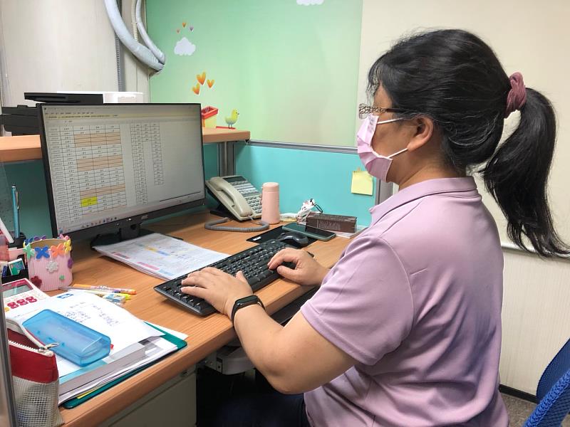 自主訓練獎勵+婦女再就業獎勵讓婦女家庭與工作兼得，重拾職場成就感與自信心！