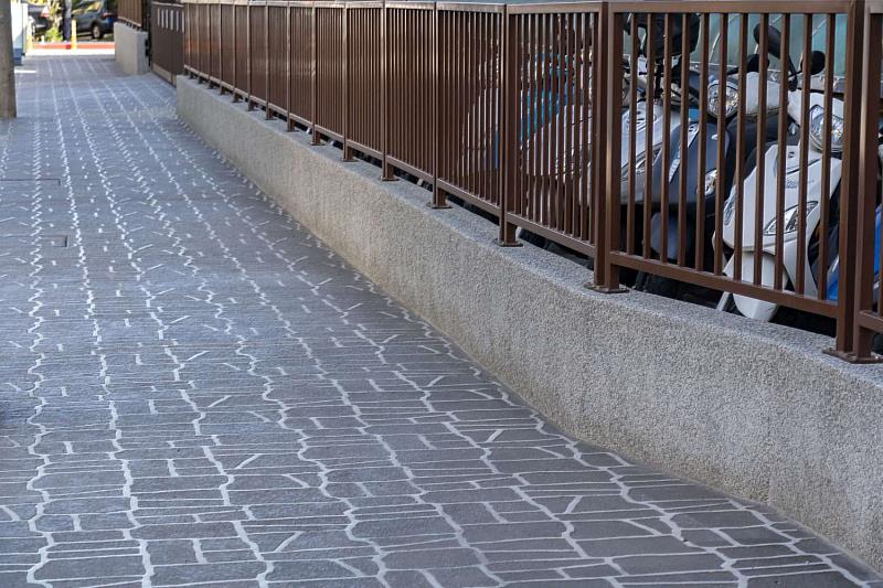 通學步道完工後，提供學子及居民安全友善的通行環境。