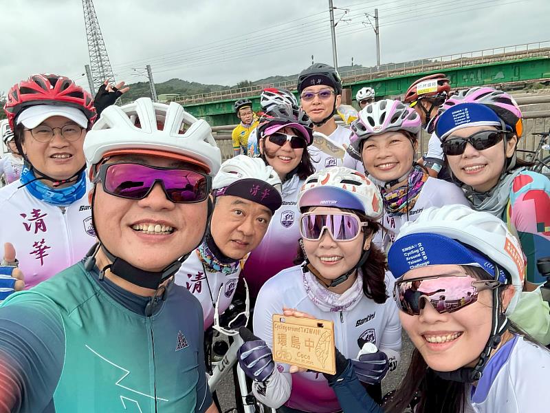 政大EMBA自行車社2025年10月鐵馬環島。